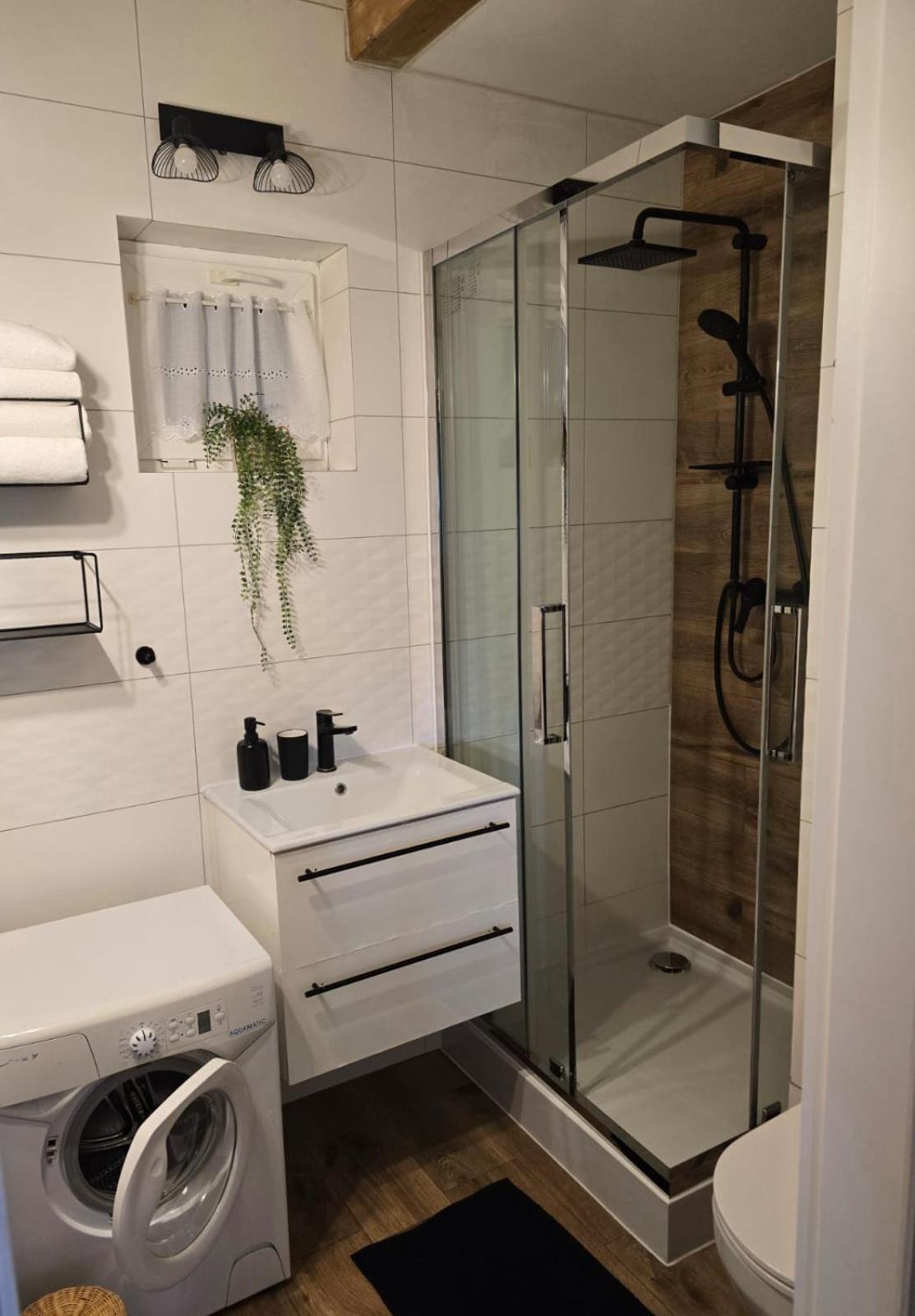 Domek Na Hrobaczej - Jacuzzi&Sauna Miedzybrodzie Bialskie Ngoại thất bức ảnh